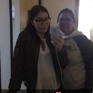 Meet your Posher, Clarassa